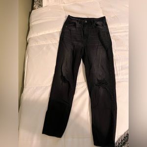 American Eagle Ripped Mom Jeans